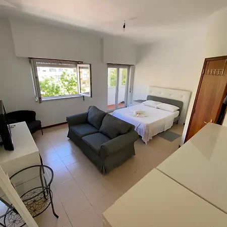 Quarto De Casal Privado Em Setúbal